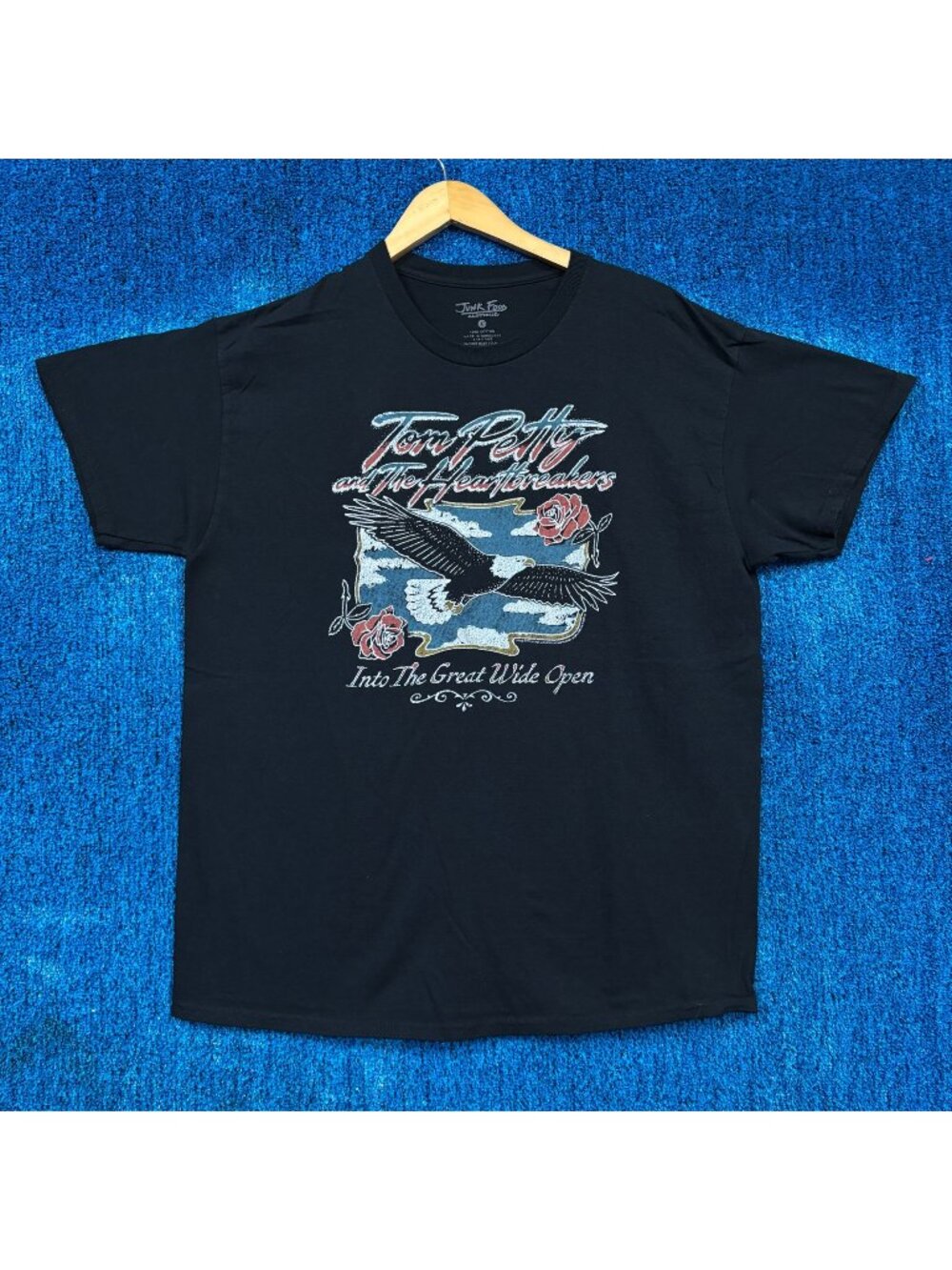 Tom Petty and The Heartbreakers Into Great Wide Open Tee L